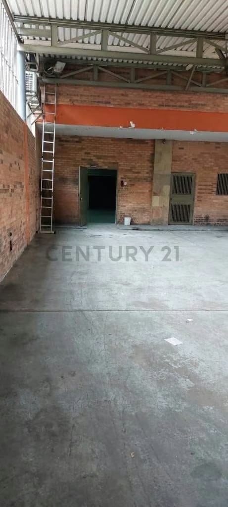 Edificio comercial en alquiler. Los Chorros , Caracas. - 8