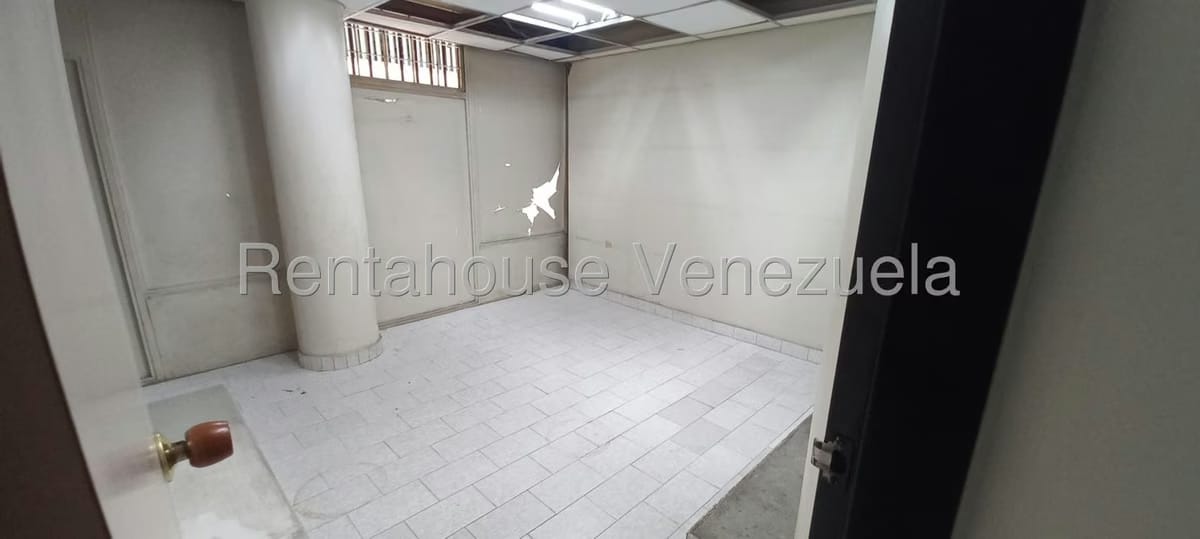 Comercial (Local Comercial) en Venta en Parroquia La Candelaria, Distrito Metropolitano - 15