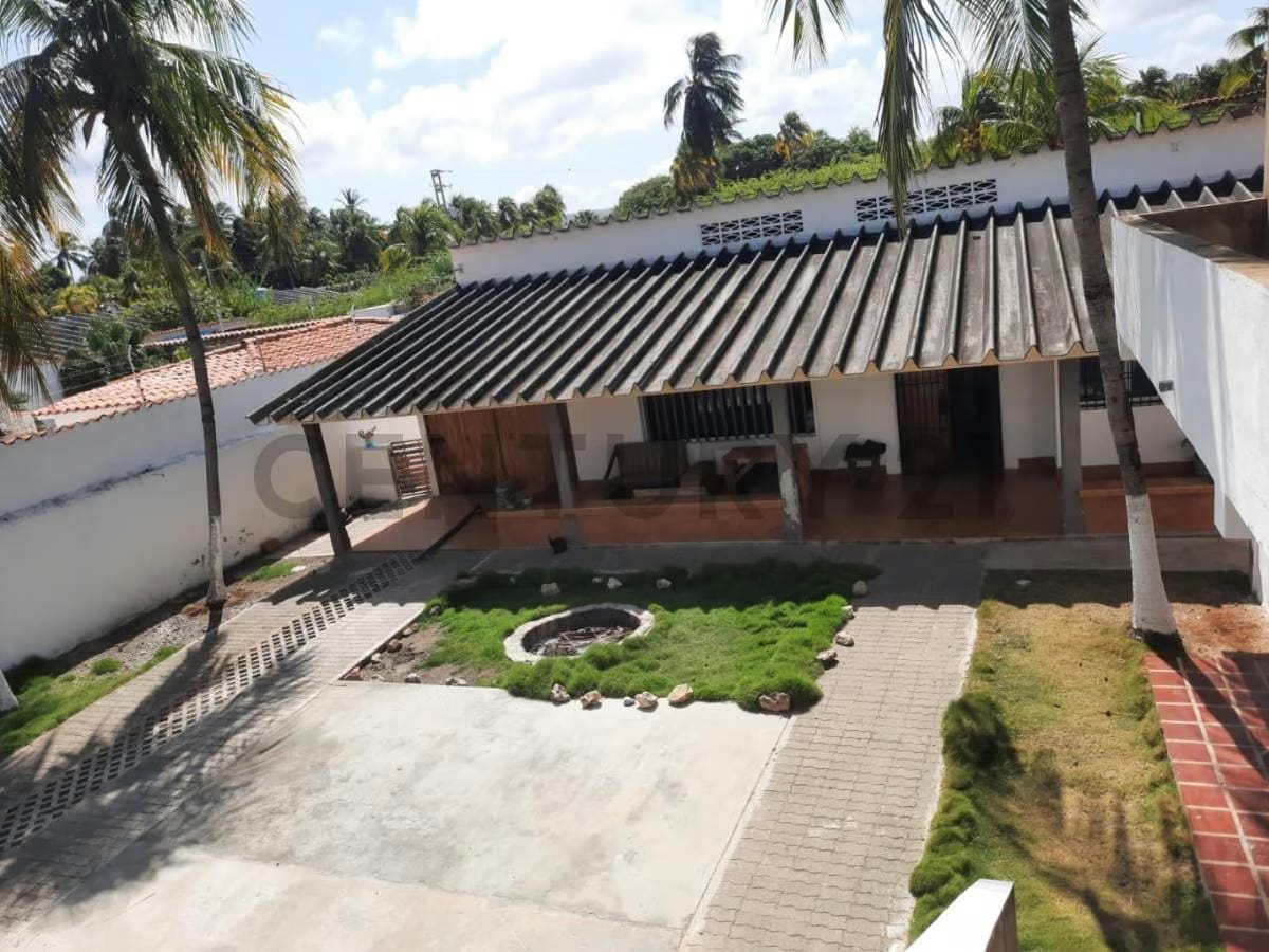Venta de Casa Vacacional en Chichiriviche