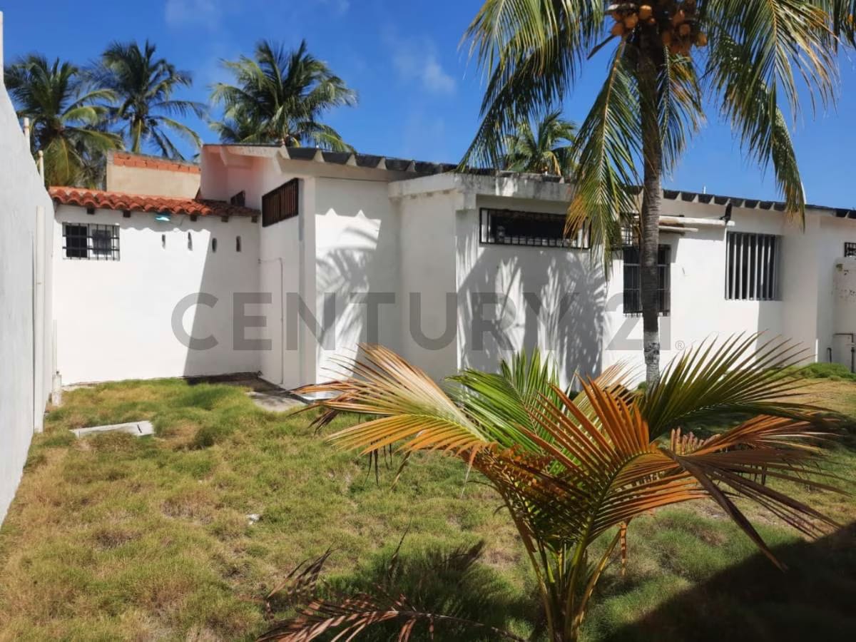 Venta de Casa Vacacional en Chichiriviche - 20