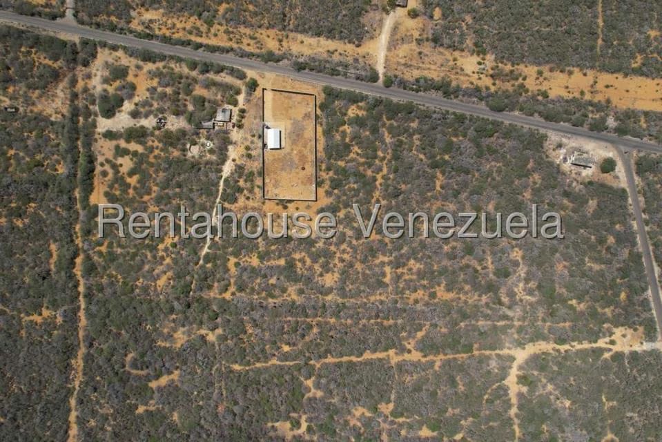 Terreno (Comercial) en Venta en Los Taques, Falcon - 2