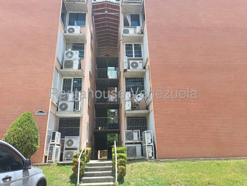 Apartamento (1 Nivel) en Alquiler en Sector San Pedro, Miranda - 23