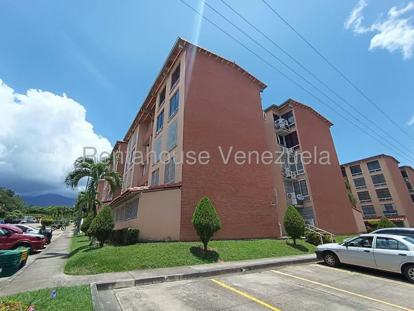 Apartamento (1 Nivel) en Alquiler en Sector San Pedro, Miranda - 31