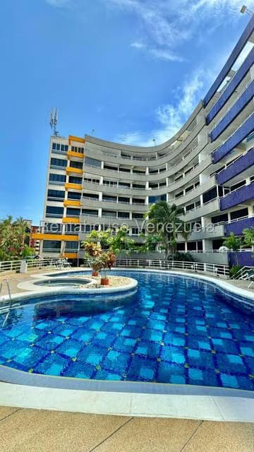 Apartamento (1 Nivel) en Venta en Puerto Encantado, Miranda - 24