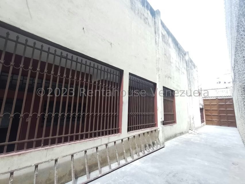 Casa (Multipes Niveles) en Venta en Centro, Aragua - 17