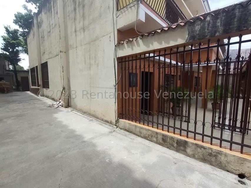 Casa (Multipes Niveles) en Venta en Centro, Aragua - 19