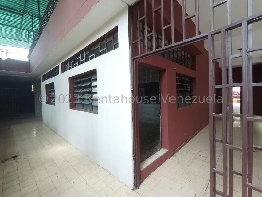 Casa (Multipes Niveles) en Venta en Centro, Aragua - 25