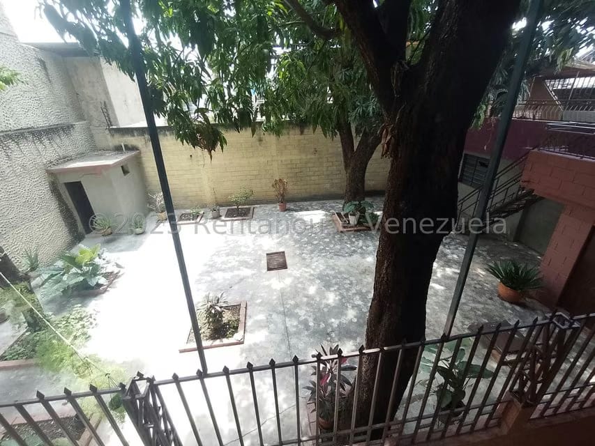 Casa (Multipes Niveles) en Venta en Centro, Aragua - 42