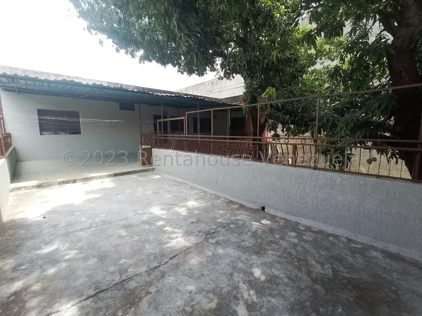Casa (Multipes Niveles) en Venta en Centro, Aragua - 43