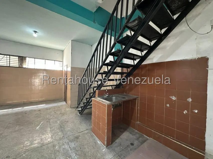 Comercial (Local Comercial) en Alquiler en Del Este, Lara - 12