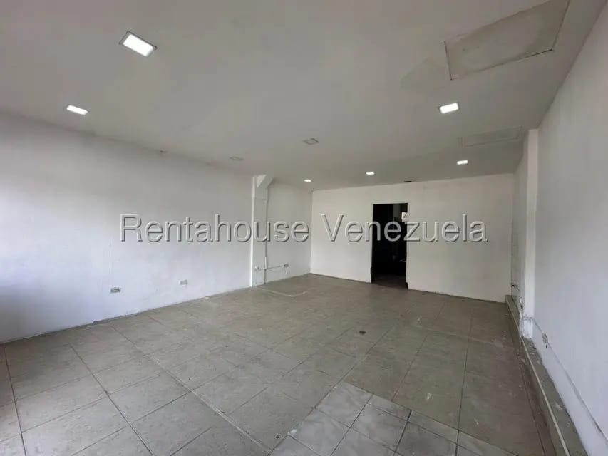 Comercial (Local Comercial) en Alquiler en Del Este, Lara - 4