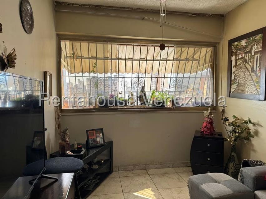 Apartamento (1 Nivel) en Venta en Parroquia Altagracia, Distrito Metropolitano - 11