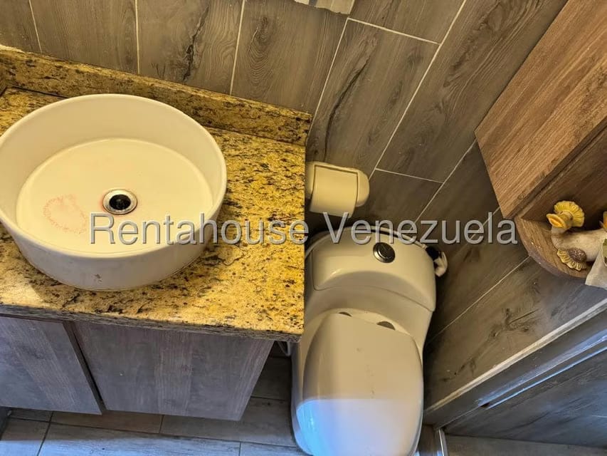 Apartamento (1 Nivel) en Venta en Parroquia Altagracia, Distrito Metropolitano - 33