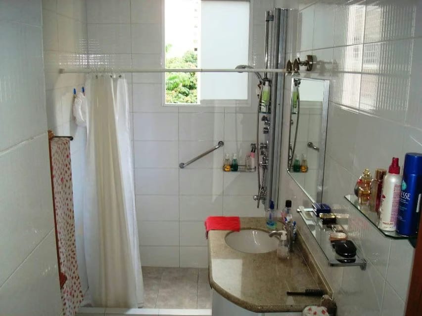 Apartamento (1 Nivel) en Venta en Los Palos Grandes, Distrito Metropolitano - 28