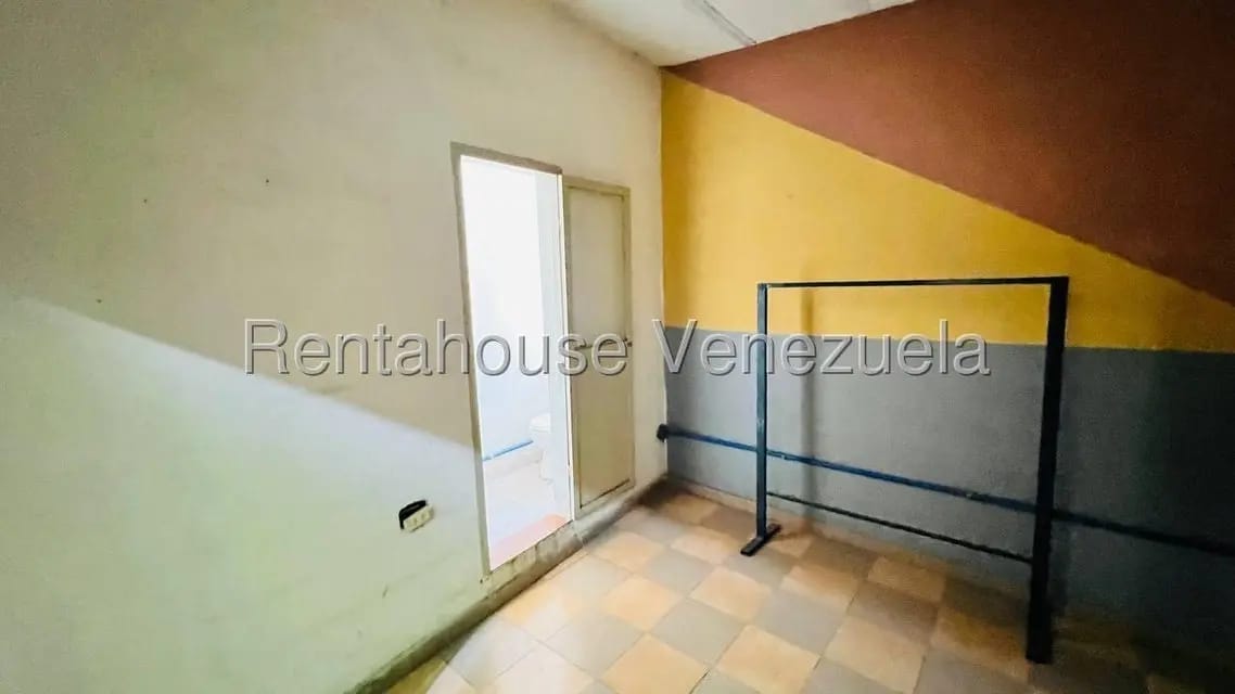 Casa (1 Nivel) en Venta en Centro, Aragua - 17