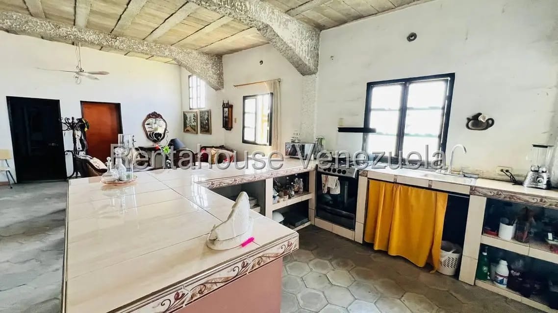 Casa (1 Nivel) en Venta en Centro, Aragua - 30