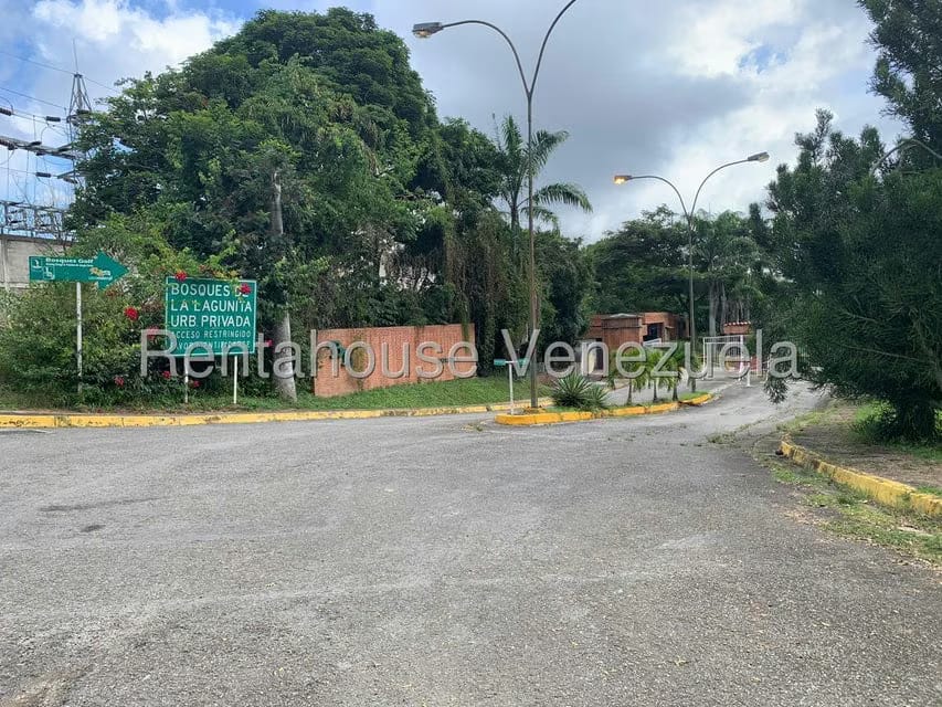 Terreno (Residencial) en Venta en Bosques de la Lagunita, Distrito Metropolitano - 4