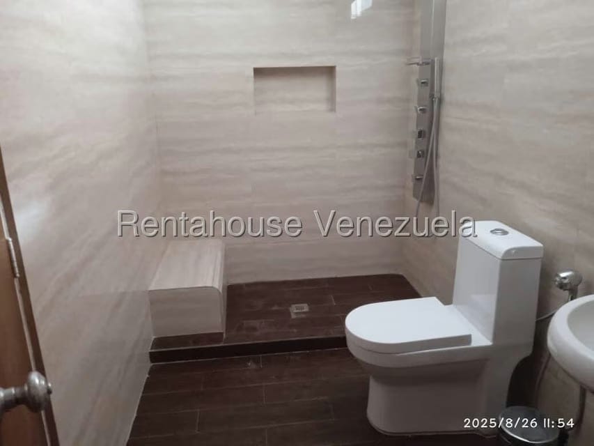 Casa (Duplex) en Venta en Alta Florida, Distrito Metropolitano - 18