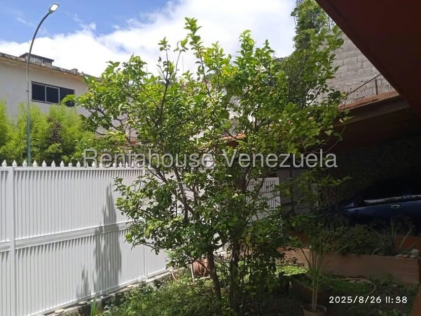 Casa (Duplex) en Venta en Alta Florida, Distrito Metropolitano - 27