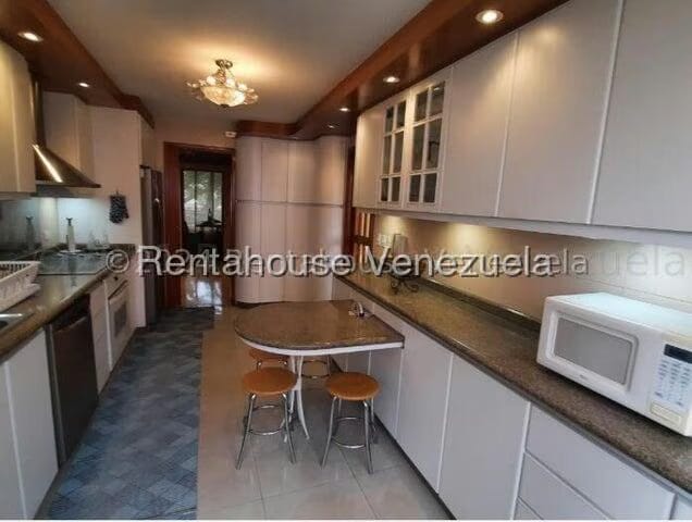 Apartamento (1 Nivel) en Venta en El Rosal, Distrito Metropolitano - 4