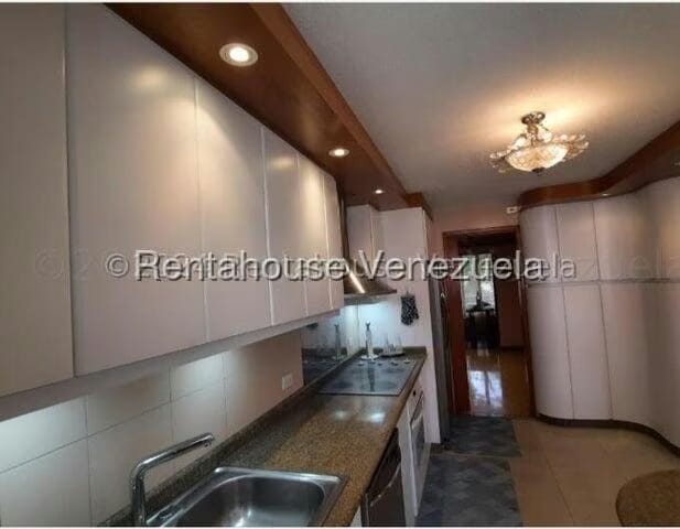 Apartamento (1 Nivel) en Venta en El Rosal, Distrito Metropolitano - 7