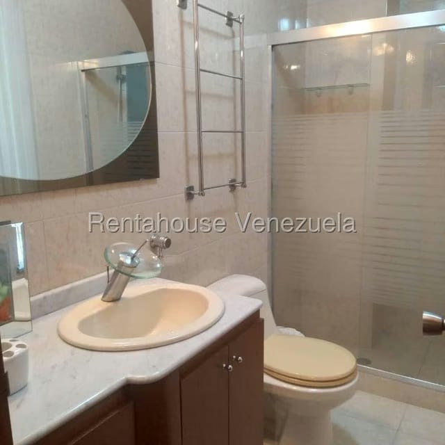 Apartamento (1 Nivel) en Venta en El Rosal, Distrito Metropolitano - 9