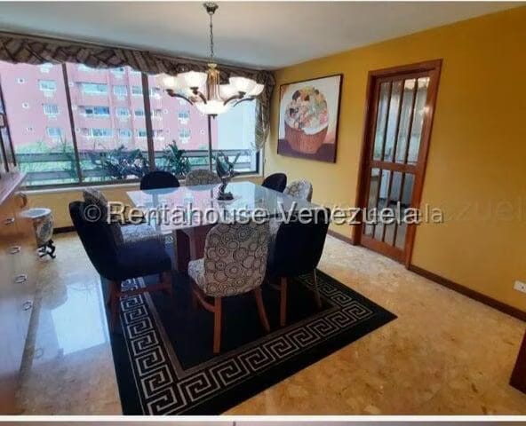 Apartamento (1 Nivel) en Venta en El Rosal, Distrito Metropolitano - 10