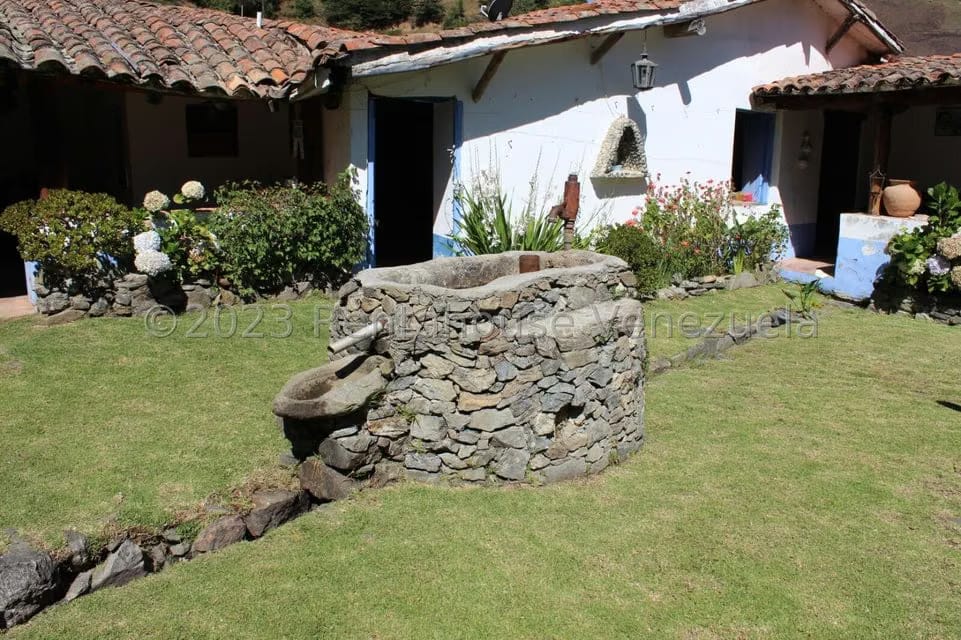 Terreno (Finca) en Venta en Las Porqueras, Merida - 28