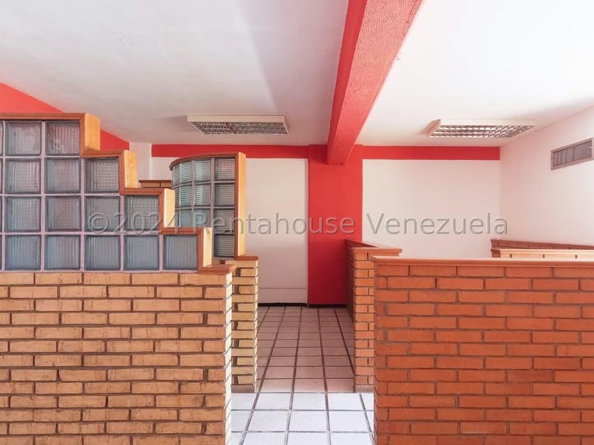 Comercial (Oficina) en Venta en Centro, Lara - 9
