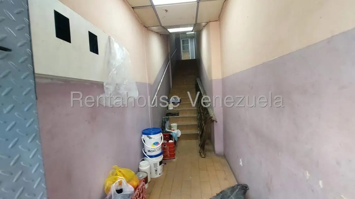 Comercial (Galpon - Deposito) en Alquiler en Parroquia Santa Rosalia, Distrito Metropolitano - 17