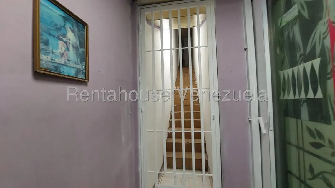 Comercial (Galpon - Deposito) en Alquiler en Parroquia Santa Rosalia, Distrito Metropolitano - 36
