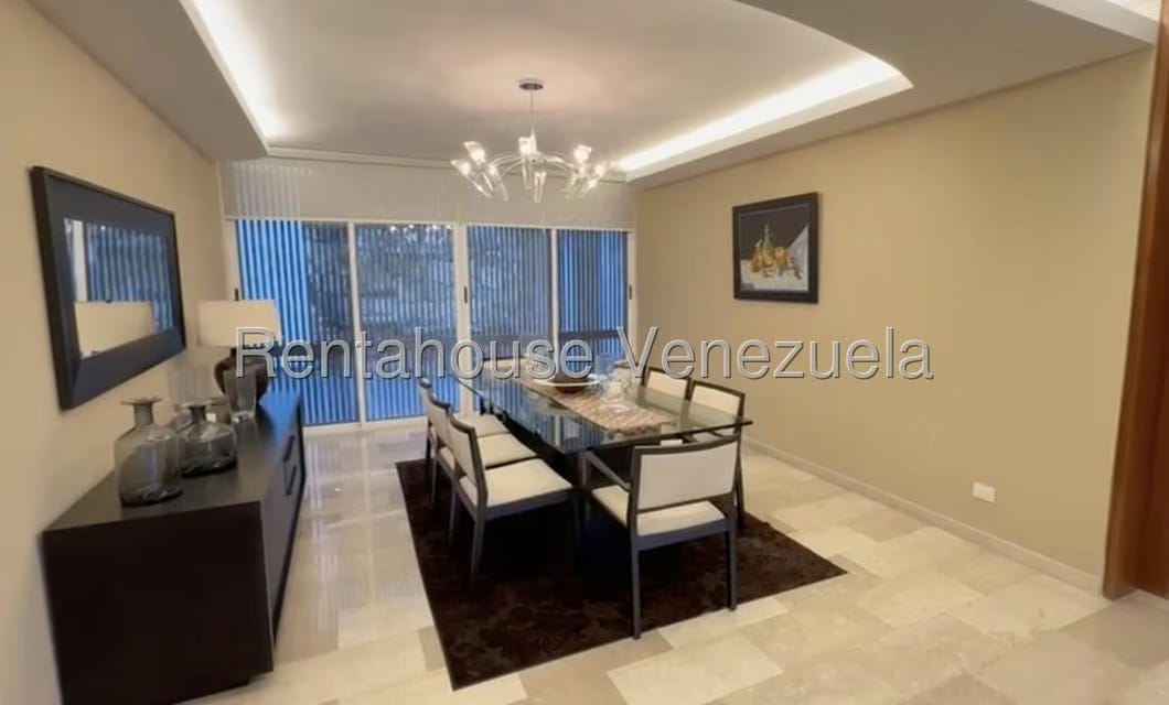 Casa (Multipes Niveles) en Alquiler en Prados del Este, Distrito Metropolitano - 7