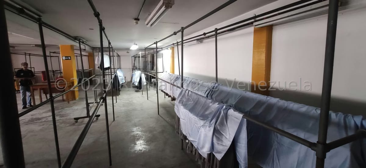 Comercial (Galpon - Deposito) en Venta en El Tambor, Miranda - 23