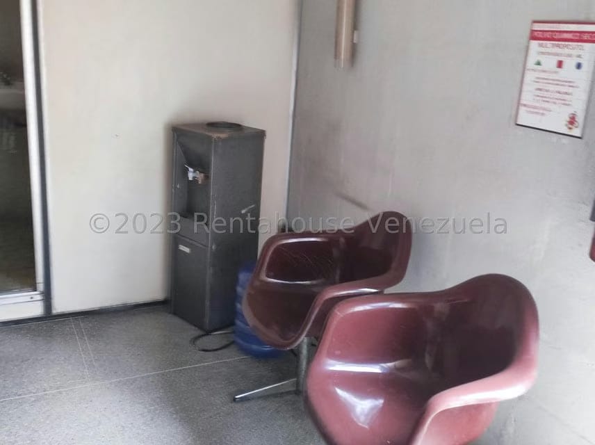 Comercial (Galpon - Deposito) en Venta en El Tambor, Miranda - 39
