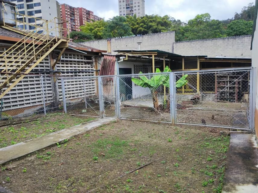 Comercial (Galpon - Deposito) en Venta en El Tambor, Miranda - 64