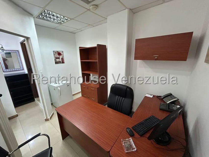 Comercial (Oficina) en Venta en El Marques, Distrito Metropolitano - 7
