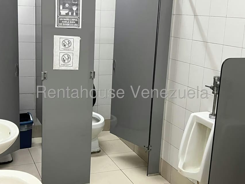 Comercial (Oficina) en Venta en El Marques, Distrito Metropolitano - 10
