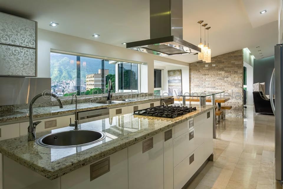 Casa (Duplex) en Venta en Colinas de Bello Monte, Distrito Metropolitano - 11