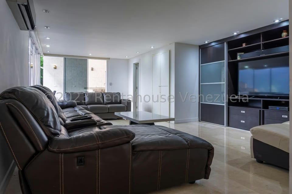Casa (Duplex) en Venta en Colinas de Bello Monte, Distrito Metropolitano - 14