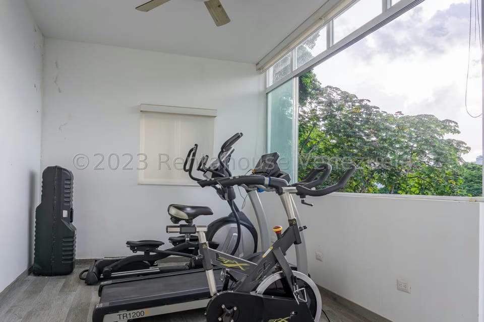 Casa (Duplex) en Venta en Colinas de Bello Monte, Distrito Metropolitano - 26