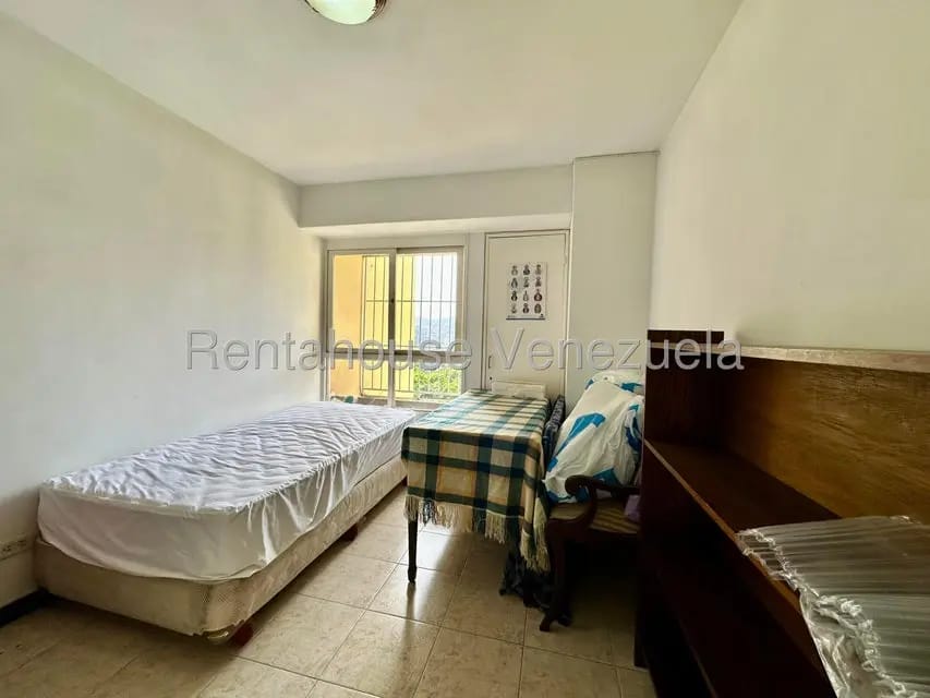 Apartamento (1 Nivel) en Venta en Las Esmeraldas, Distrito Metropolitano - 12