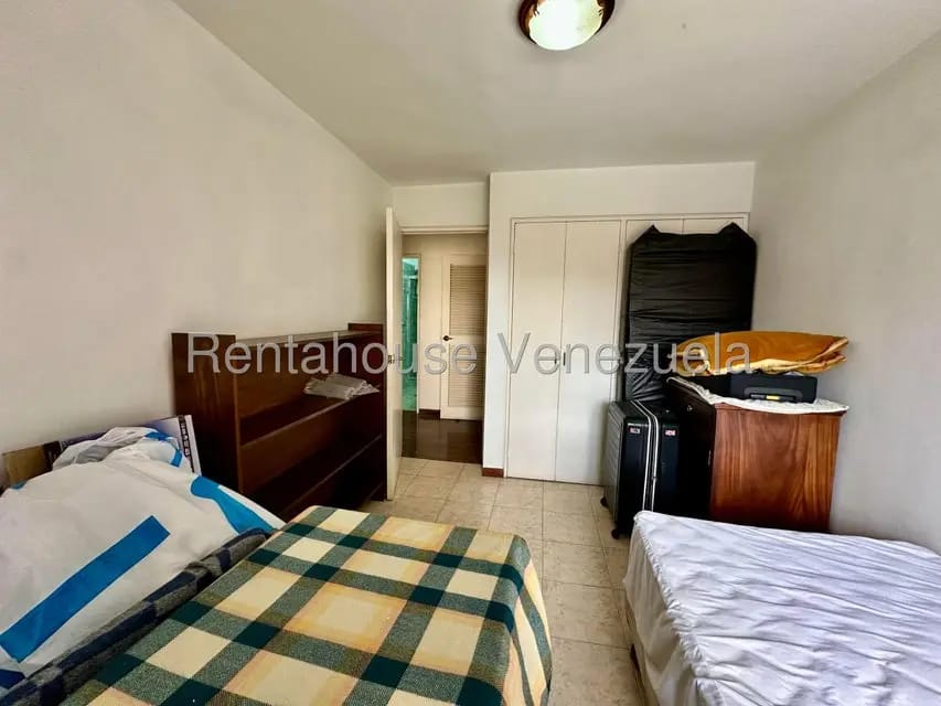 Apartamento (1 Nivel) en Venta en Las Esmeraldas, Distrito Metropolitano - 13