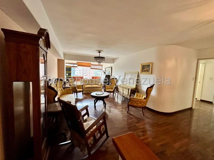 Apartamento (1 Nivel) en Venta en Las Esmeraldas, Distrito Metropolitano - 19