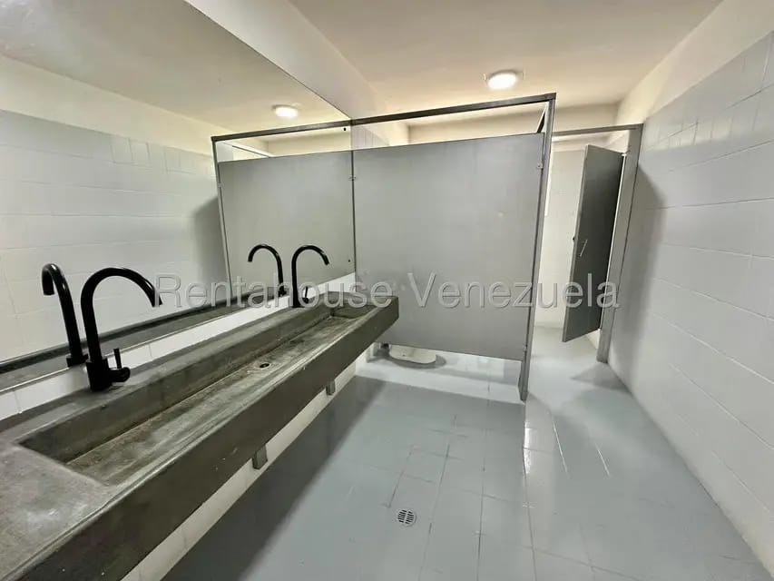 Apartamento (1 Nivel) en Venta en Las Esmeraldas, Distrito Metropolitano - 29