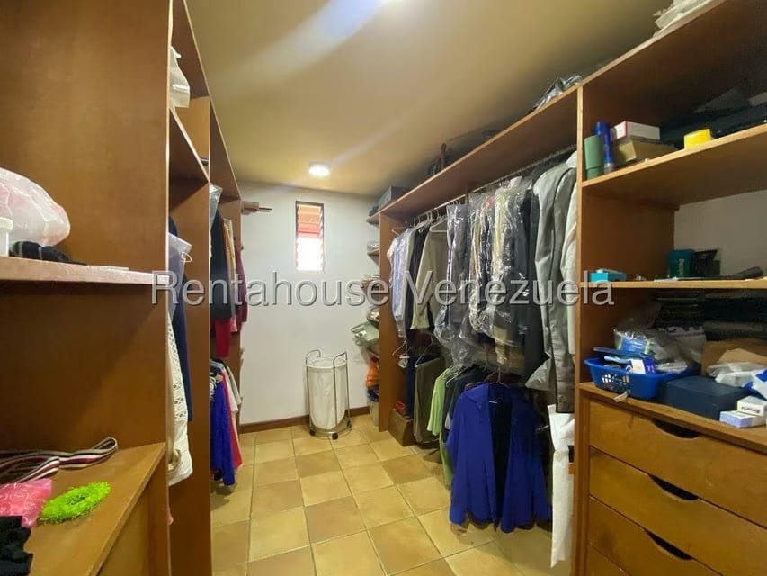 Casa (Multipes Niveles) en Venta en El Cuji, Miranda - 25