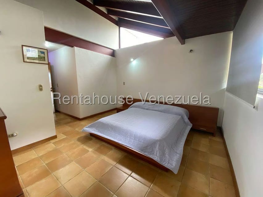 Casa (Multipes Niveles) en Venta en El Cuji, Miranda - 26