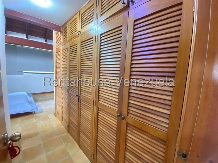 Casa (Multipes Niveles) en Venta en El Cuji, Miranda - 27