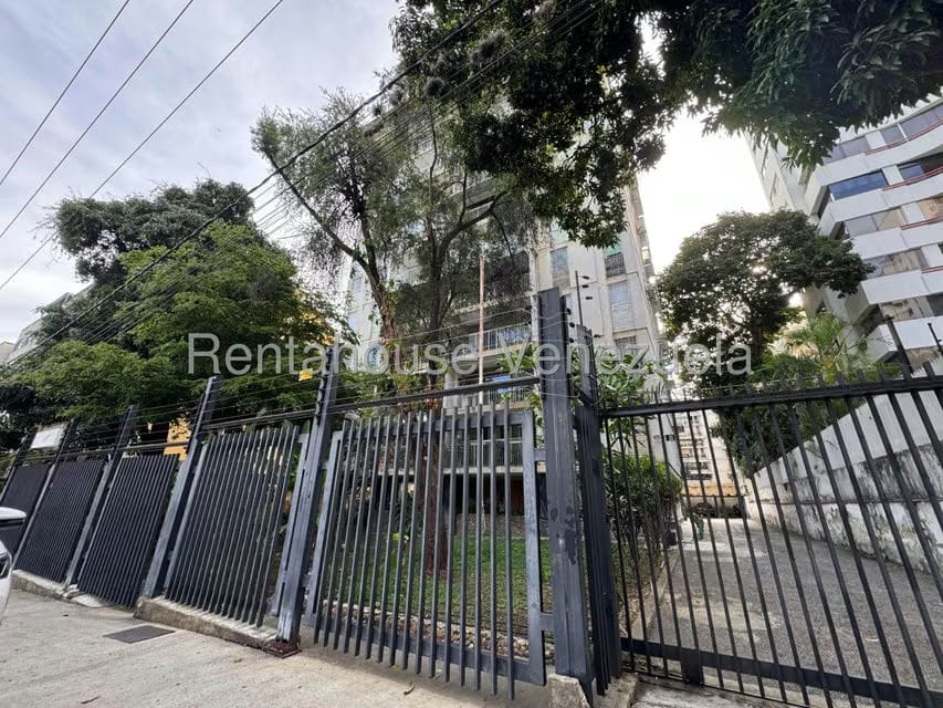 Apartamento (1 Nivel) en Venta en Los Palos Grandes, Distrito Metropolitano