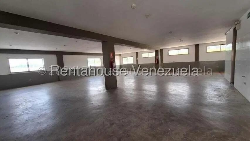 Comercial (Galpon - Deposito) en Venta en Mariche, Distrito Metropolitano - 25