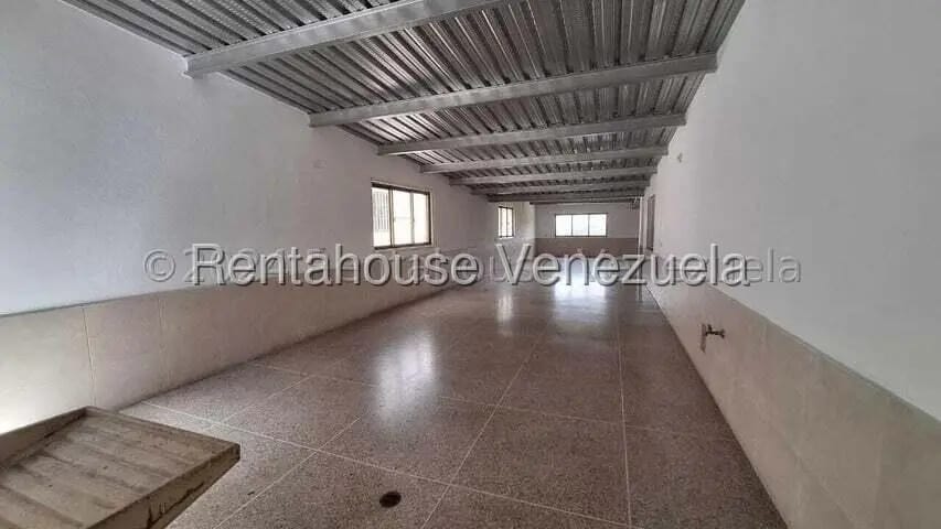 Comercial (Galpon - Deposito) en Venta en Mariche, Distrito Metropolitano - 30